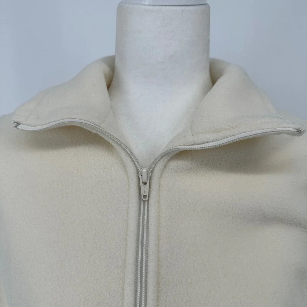 Fuzzy Stonewash wrap yourself